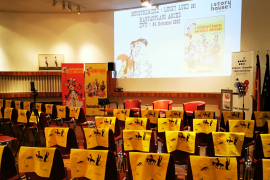 Ein Blick auf den Saal der Belgischen Botschaft mit Lucky Luke Dekor Ein Blick auf den Saal der Belgischen Botschaft mit Lucky Luke Dekor